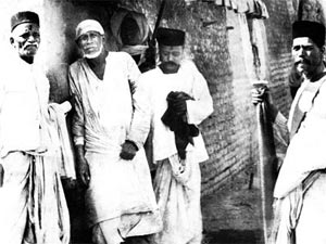 Information about  Life story of Shri Shirdi Sai Baba. Shirdi Sai Baba Satcharitra, Saibaba Satcharitra in telugu, Sai Satcharitra Quotations, Shirdi Sai Baba Miracles and  Sai Baba Puja Prayers